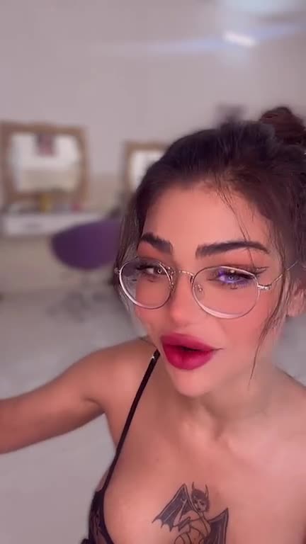 🔞 ساک زدن کرجی لو رفته 【 بدون فیلتر 】 سایت بکن تو