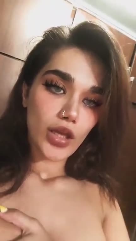 Persian Live Sex with Hot Girl Shabnam Part 1.mp4 - تماشای آنلاین در بکن تو