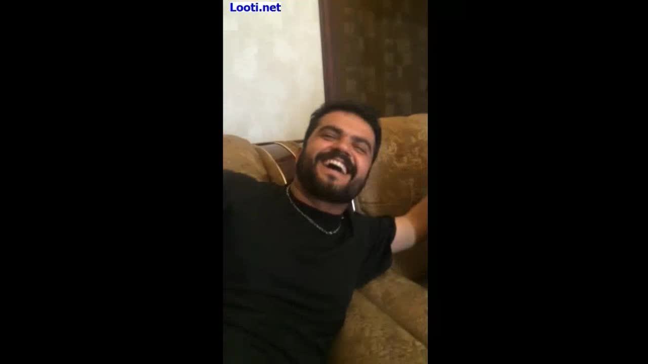 لایو پسره یه خانوم بیزینسی شیرازی برده مکان لایو گرفته.mp4 - تماشای آنلاین در بکن تو