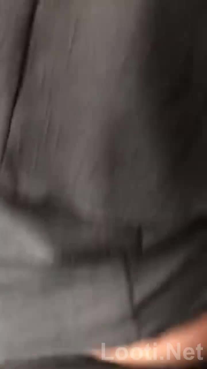 سکس با لباس داخل ساختمان.mp4 - تماشای آنلاین در بکن تو