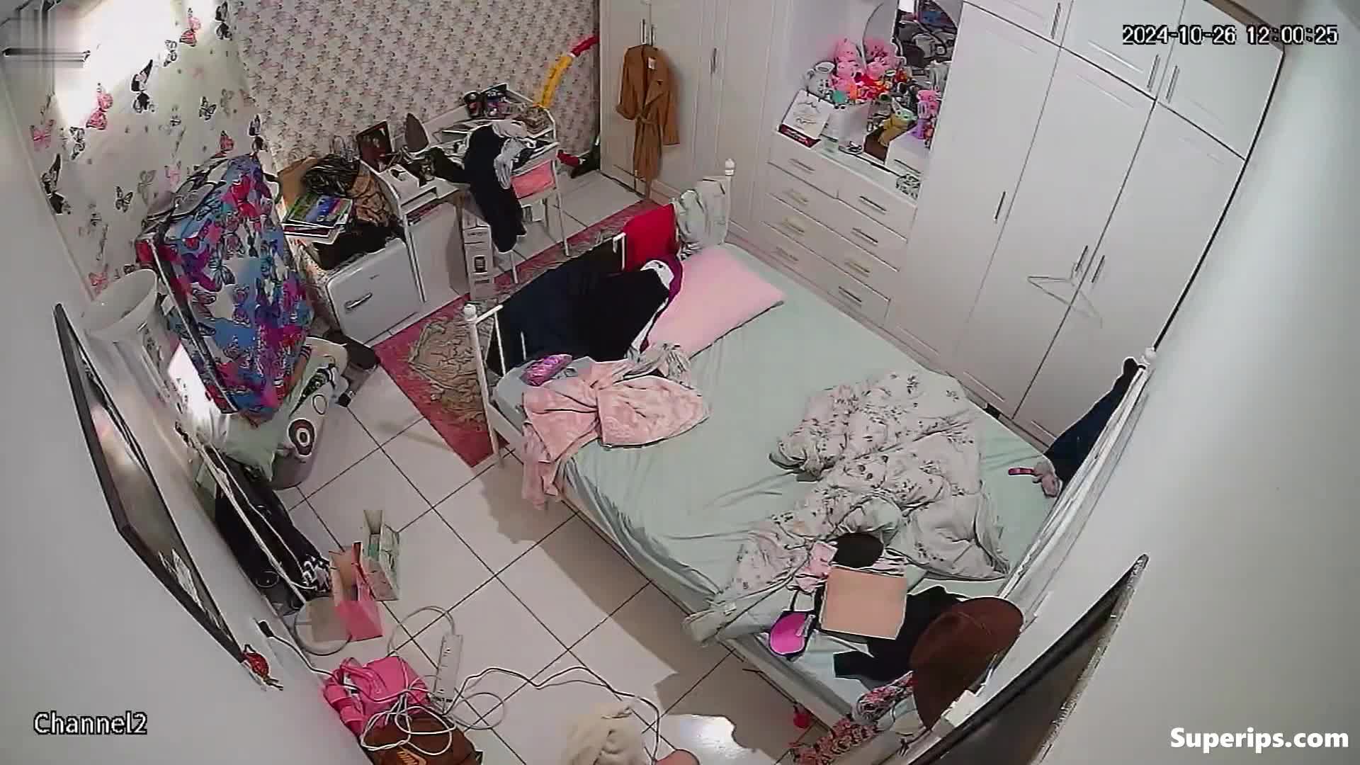 مداربسته بعد از حموم تینیج با کس پشمیش.mp4 - تماشای آنلاین در بکن تو