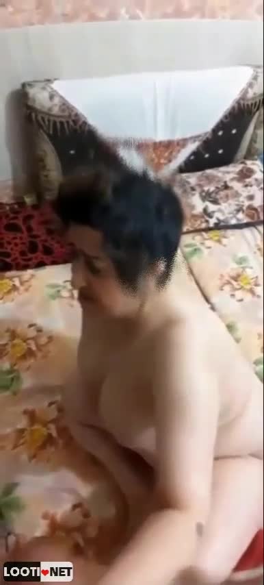 سکس با میلف سن بالای وطنی.mp4 - تماشای آنلاین در بکن تو