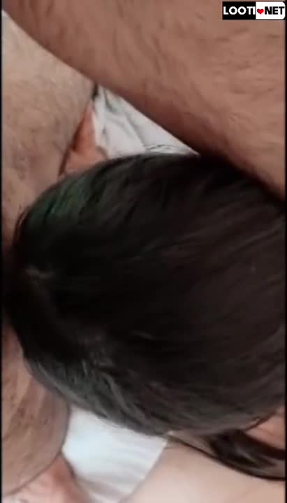 سکس زوج وطنی پارت دوم توی این قسمت دختر برا مرده ساک میزنه و مرده کیرشو تا اخر می‌کنه توی دهن دختره.mp4