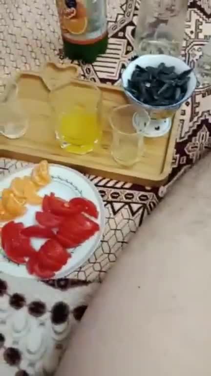 لایو سکسی از کصو کون زنش رو نمایی میکنه.mp4