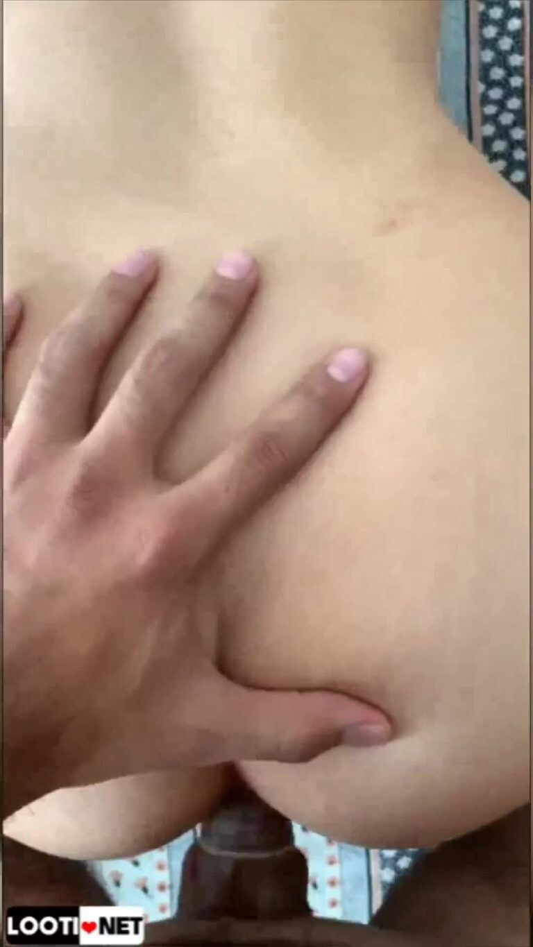 کص صورتی و خوشگل دوست دخترش میکنه.mp4